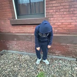 Meet your Posher, Eli